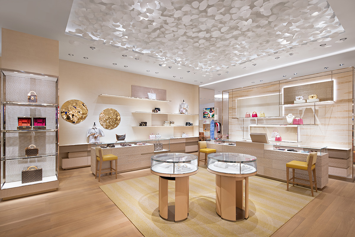 Re-opening @louisvuitton store at Pacific Place Jakarta